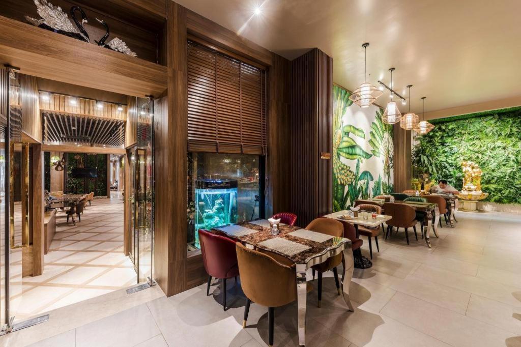 הו צ'י מין סיטי Sunflower Cbq Hotel מראה חיצוני תמונה