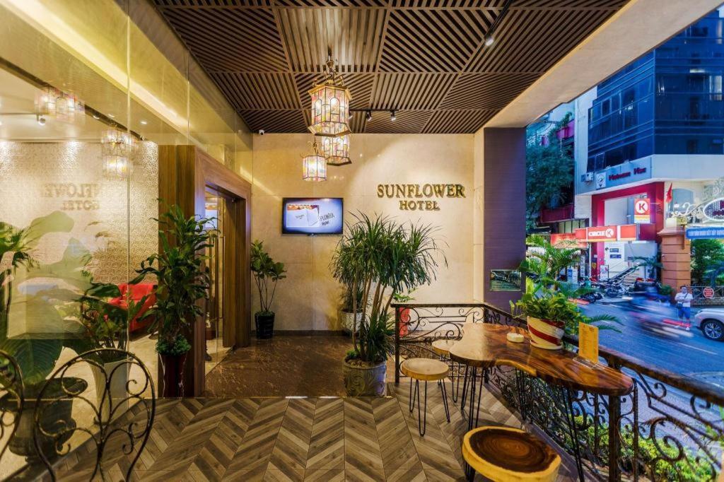 הו צ'י מין סיטי Sunflower Cbq Hotel מראה חיצוני תמונה